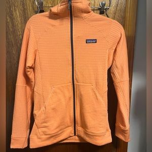 Patagonia Women’s Hoodie R1 Size small